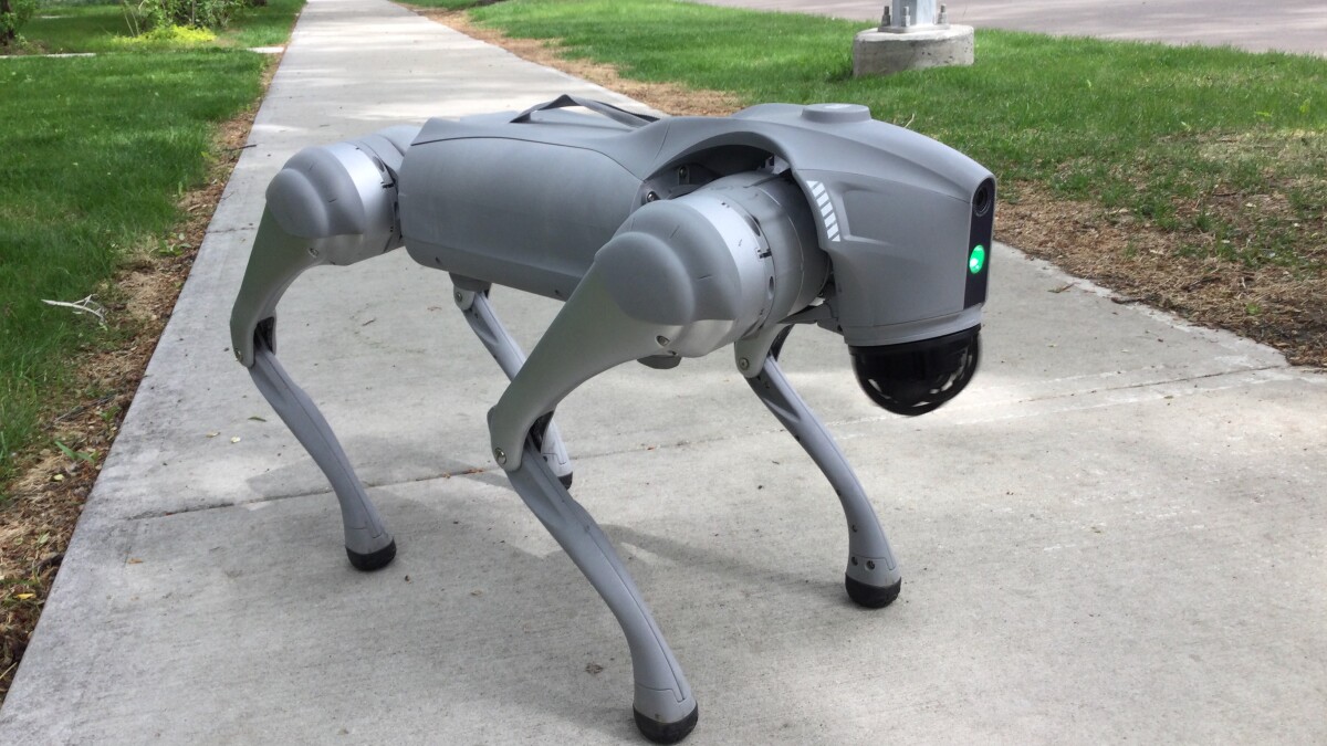 ロボット Unitree Go2-Air Robot Dog Amazon.com: Unitree Go2 Robot Dog Quadruped Robotics for